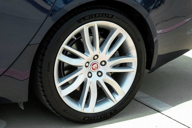 Used 2016 Jaguar XF Prestige RWD image 63