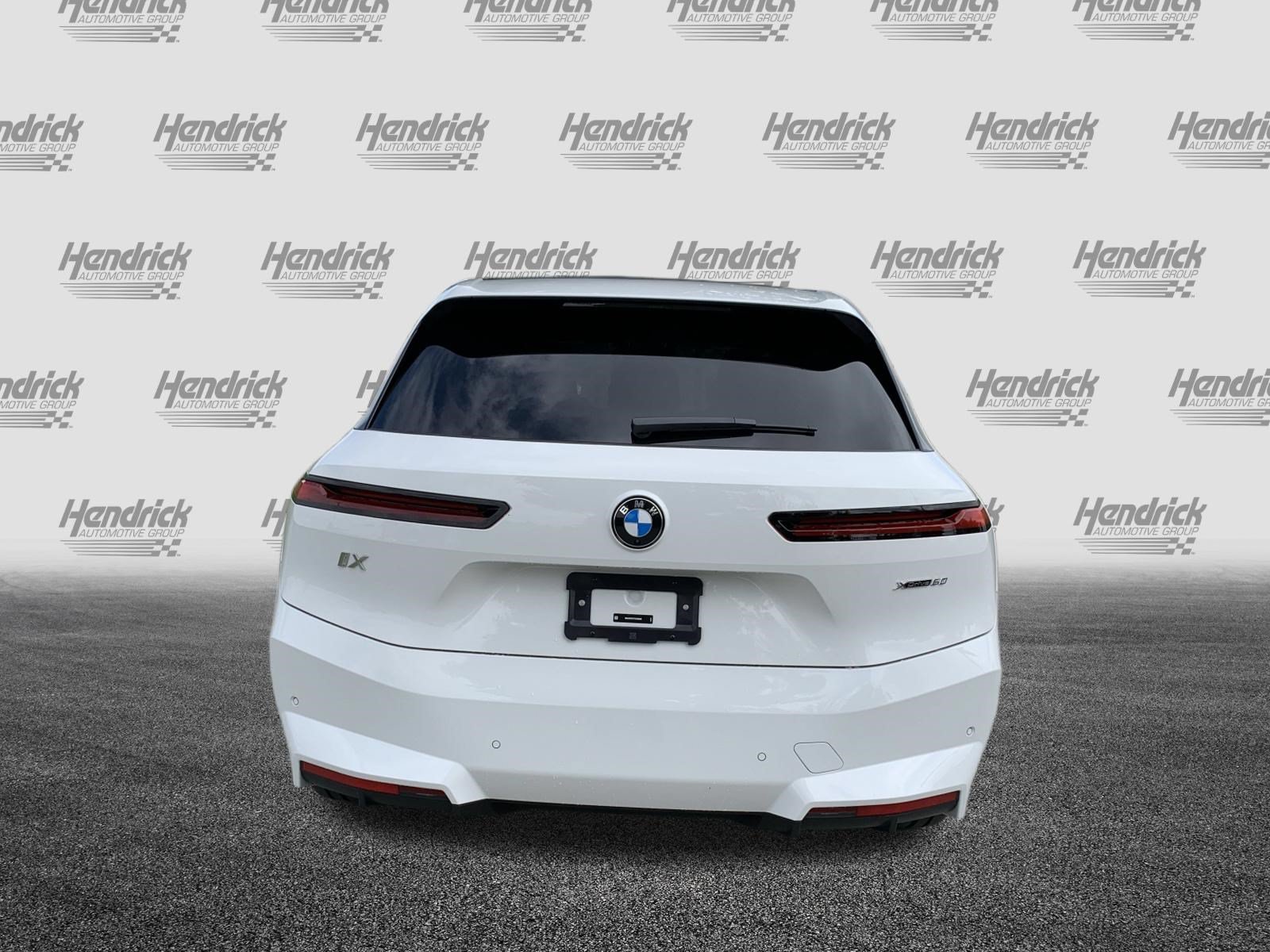 Used 2026 BMW iX xDrive60 w/ Premium Package AWD/4WD image 8