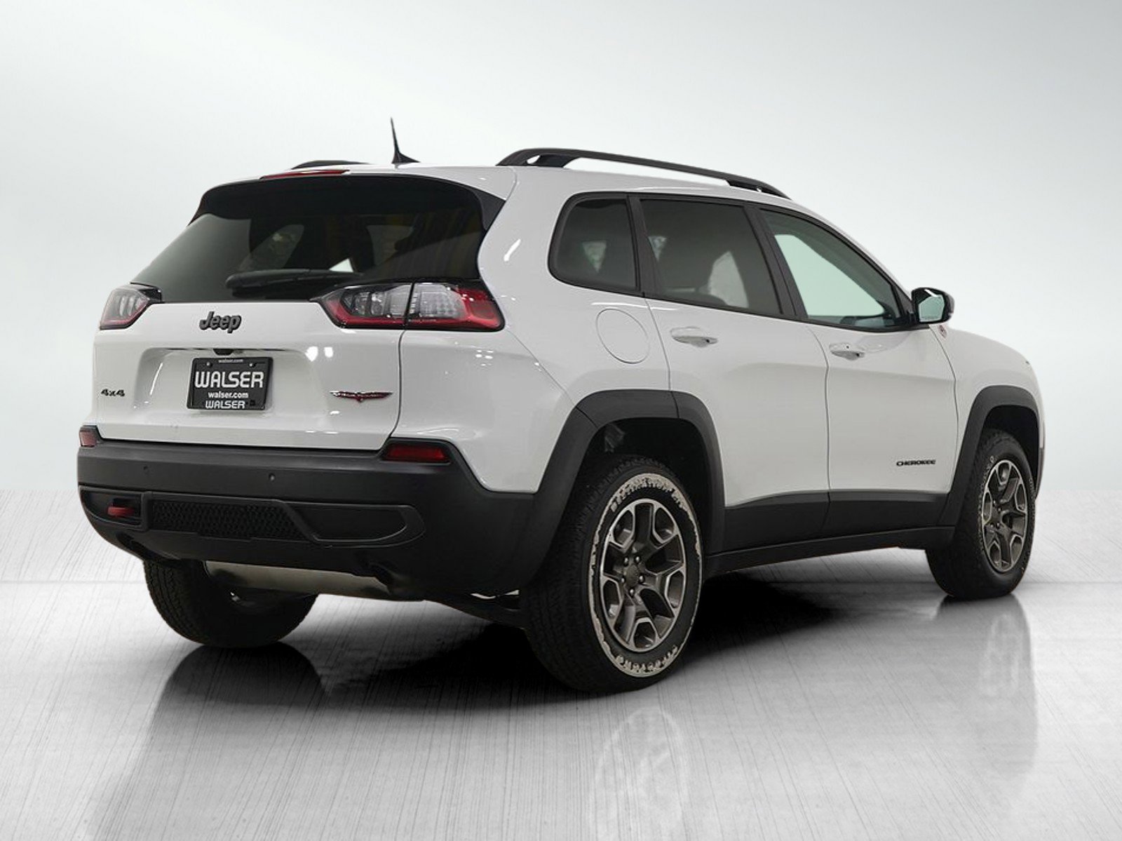 Used 2021 Jeep Cherokee Trailhawk image 5