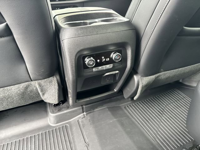 Used 2026 Buick Enclave Preferred w/ Power Package AWD/4WD image 14