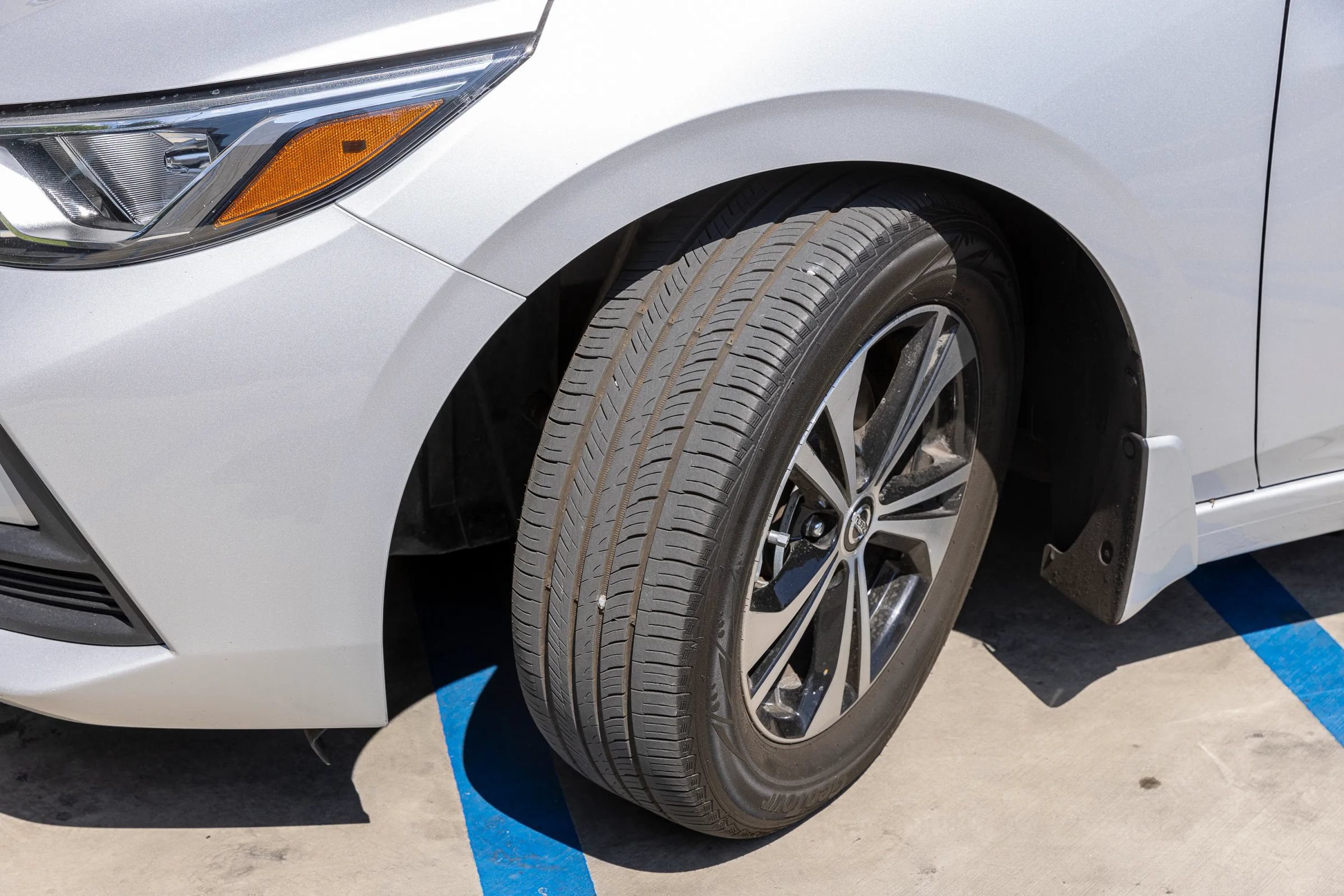 Used 2022 Nissan Sentra SV w/ Trunk Package FWD image 34