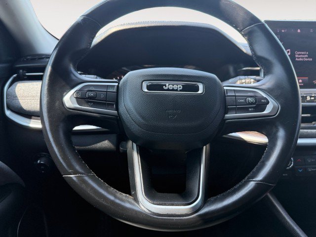 Used 2022 Jeep Compass Latitude w/ Sun and Sound Group AWD/4WD image 10