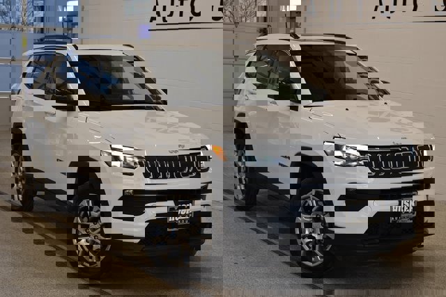 Used 2022 Jeep Compass Latitude w/ Sun and Sound Group