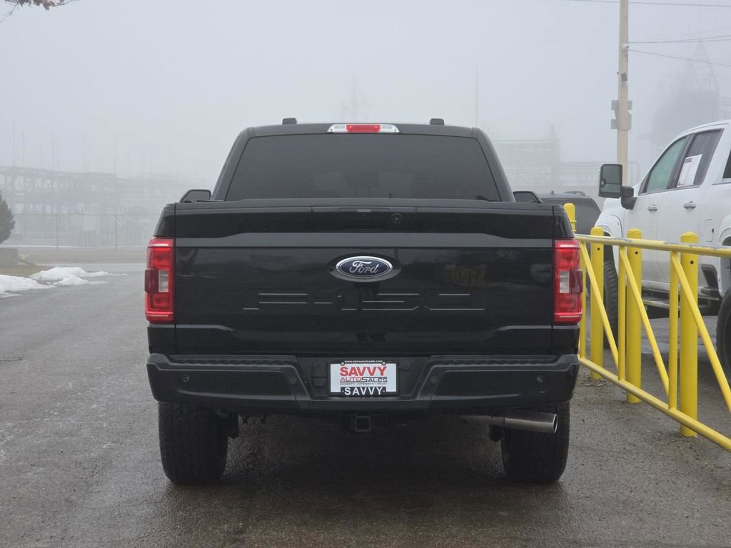 Used 2022 Ford F150 XLT w/ Equipment Group 302A High image 12