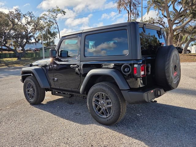 Used 2026 Jeep Wrangler Sport AWD/4WD image 5