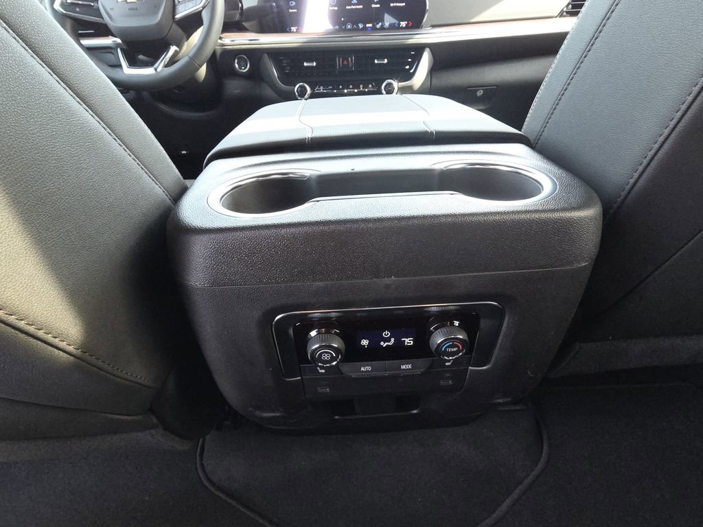 New 2026 Chevrolet Tahoe Premier w/ Sun And Tow Package AWD/4WD image 31