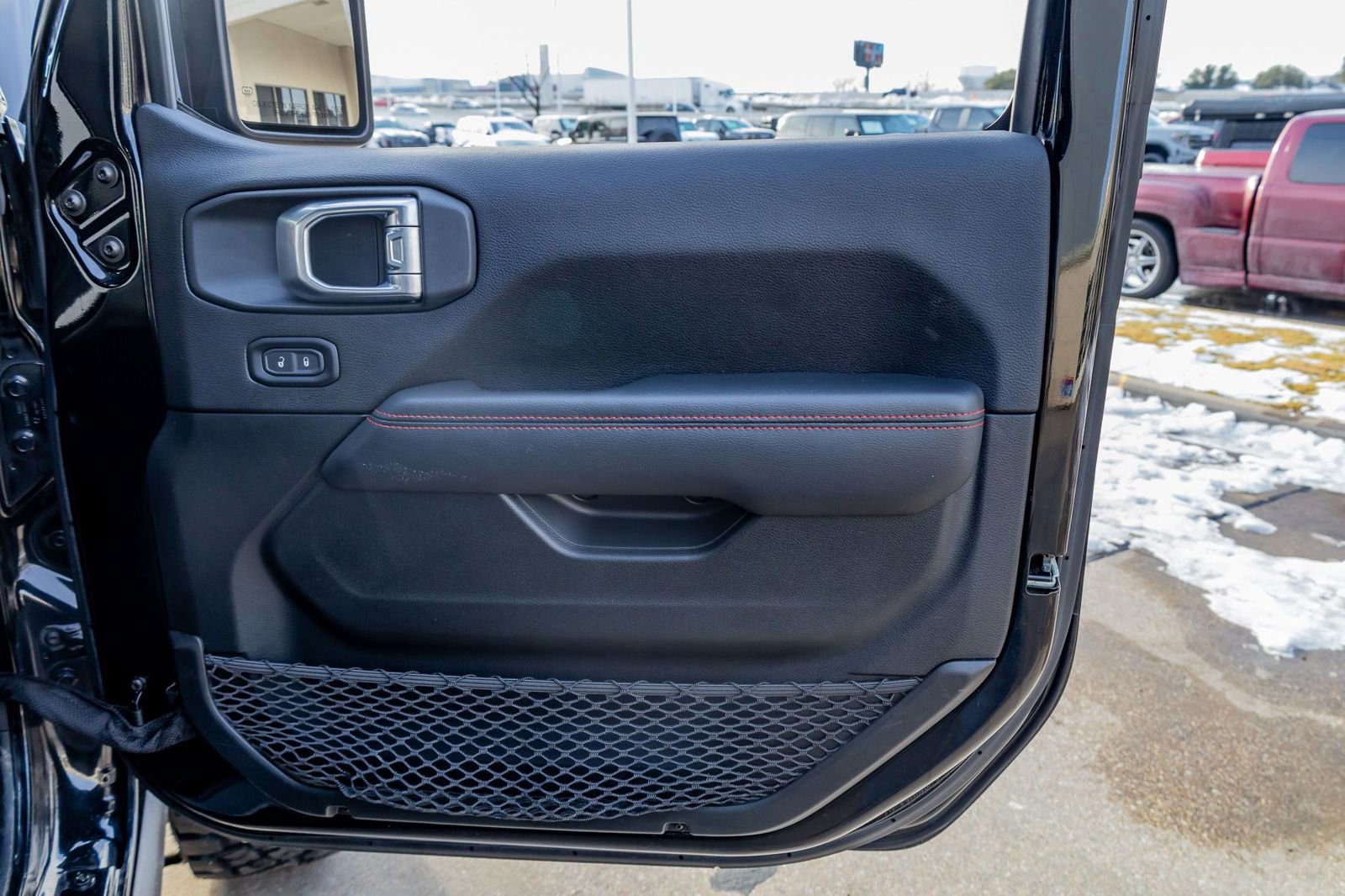 Used 2021 Jeep Wrangler Unlimited Rubicon image 35