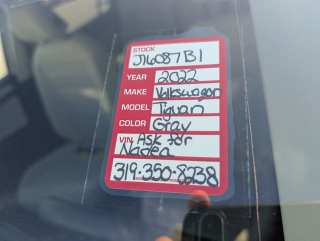 Used 2022 Volkswagen Tiguan S image 39
