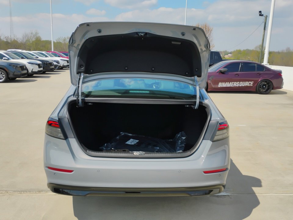 Certified 2025 Honda Accord EX-L image 14