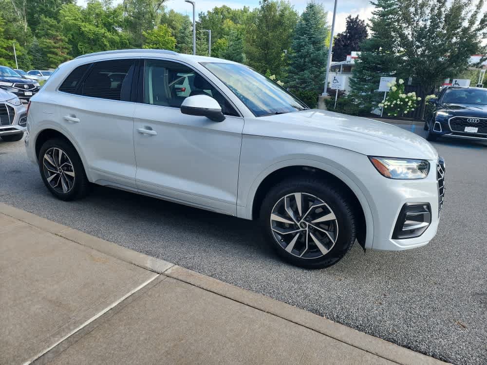 Used 2021 Audi Q5 2.0T Premium Plus w/ Premium Plus Package AWD/4WD image 13