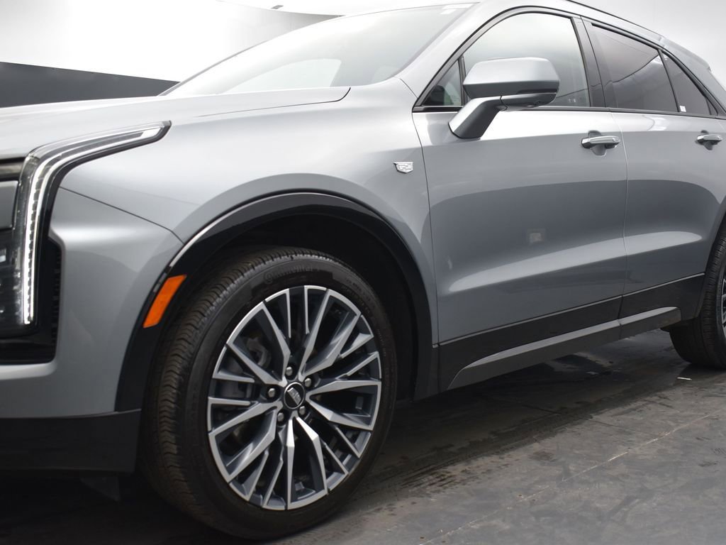 Used 2024 Cadillac XT4 Sport w/ Active Safety Package image 32
