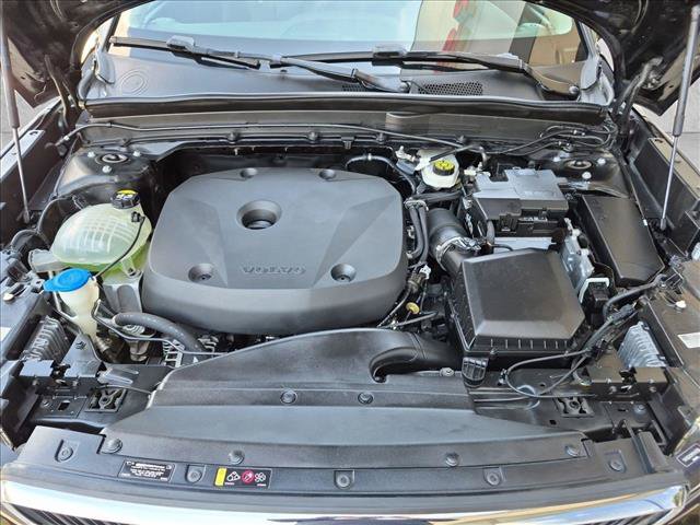 Used 2021 Volvo XC40 T5 Momentum AWD/4WD image 27