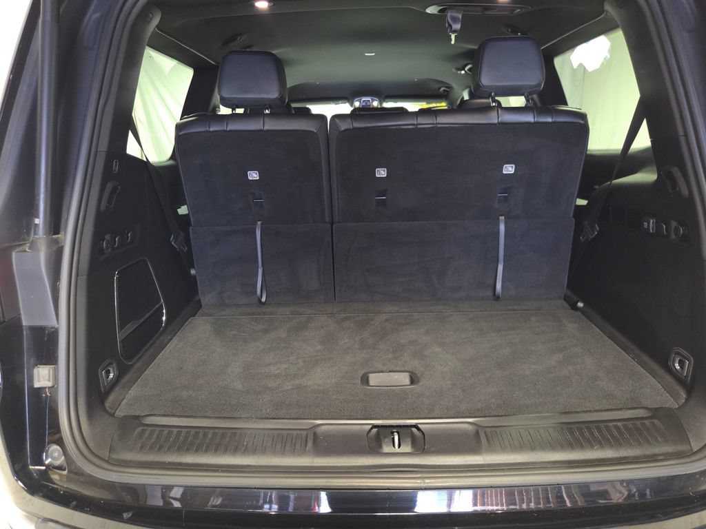 Certified 2022 Jeep Wagoneer Series II w/ Rear Seat Video Group 1 AWD/4WD image 29