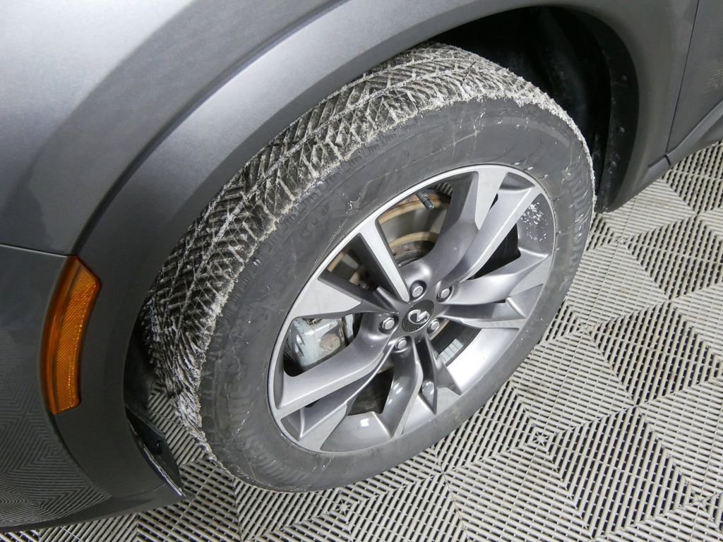 Used 2024 INFINITI QX60 Luxe image 10