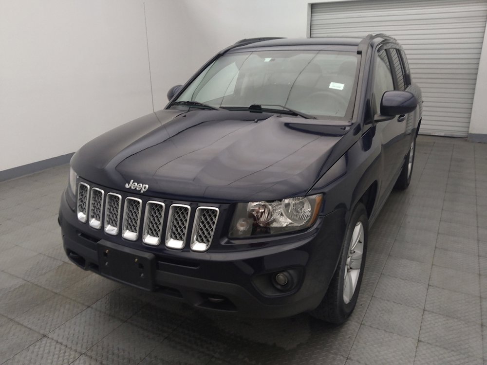 Used 2014 Jeep Compass Latitude w/ All Weather Capability Group AWD/4WD image 15