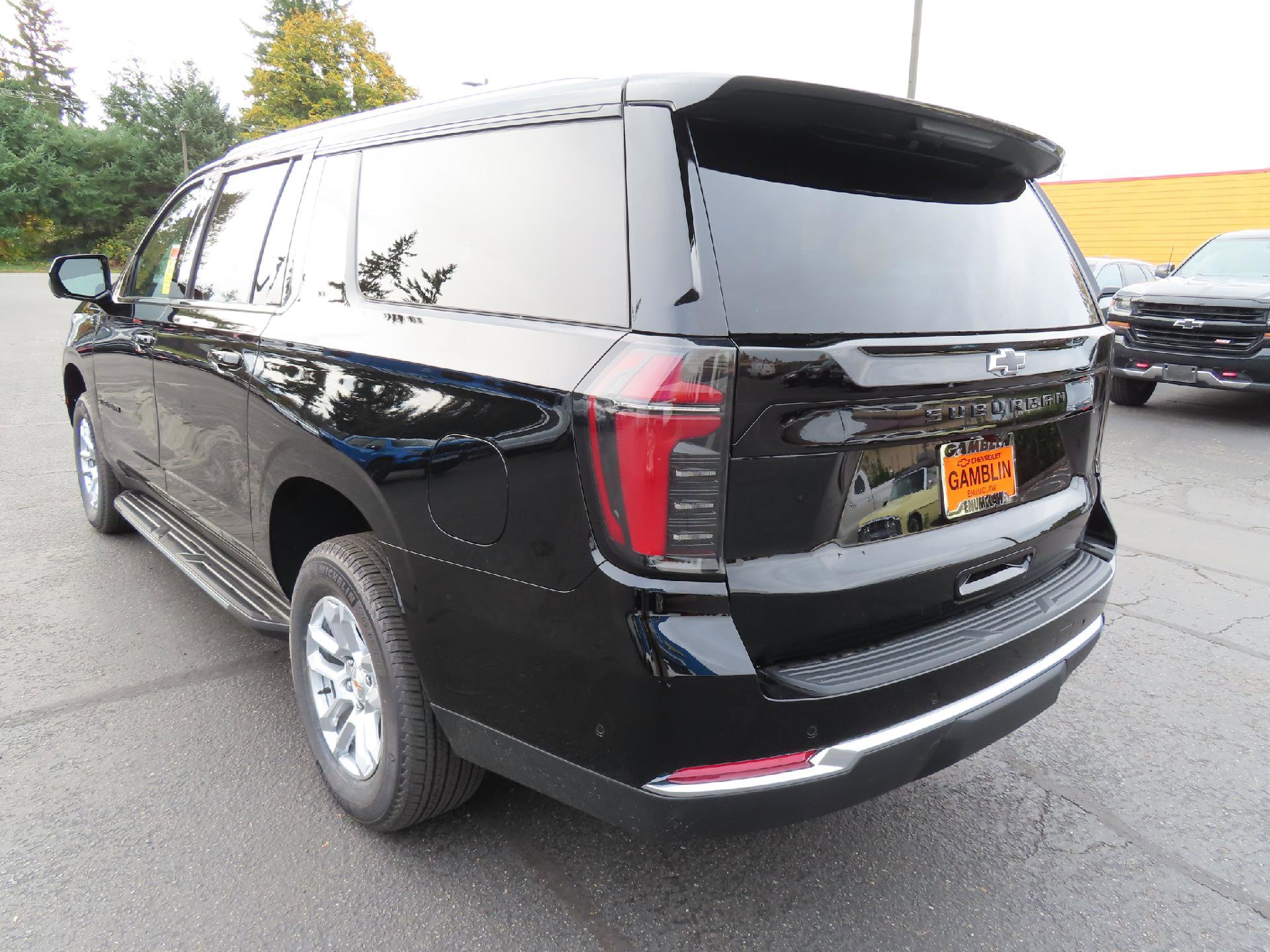 New 2026 Chevrolet Suburban LS w/ LPO, Dark Essentials Package image 5