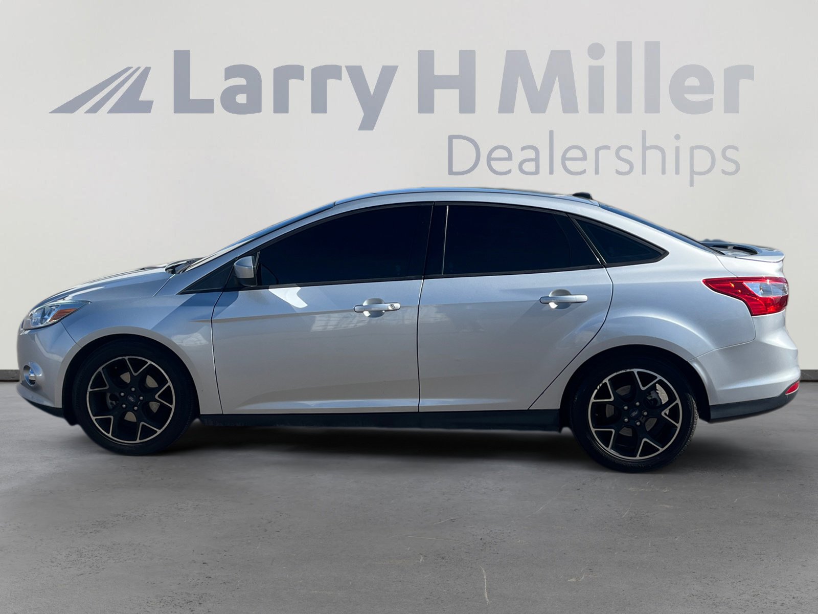 Used 2012 Ford Focus SE image 2