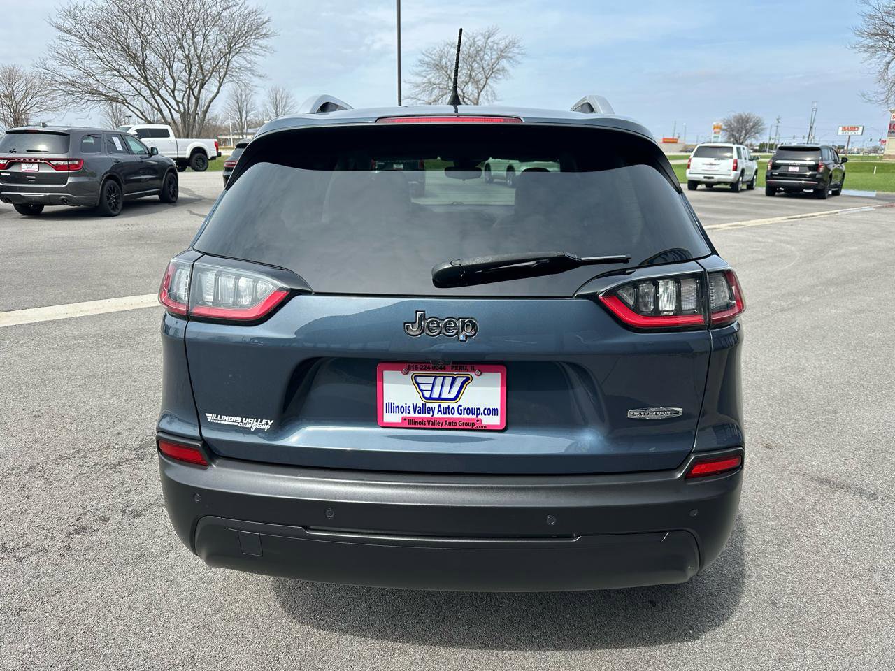 Used 2021 Jeep Cherokee Latitude Plus image 6