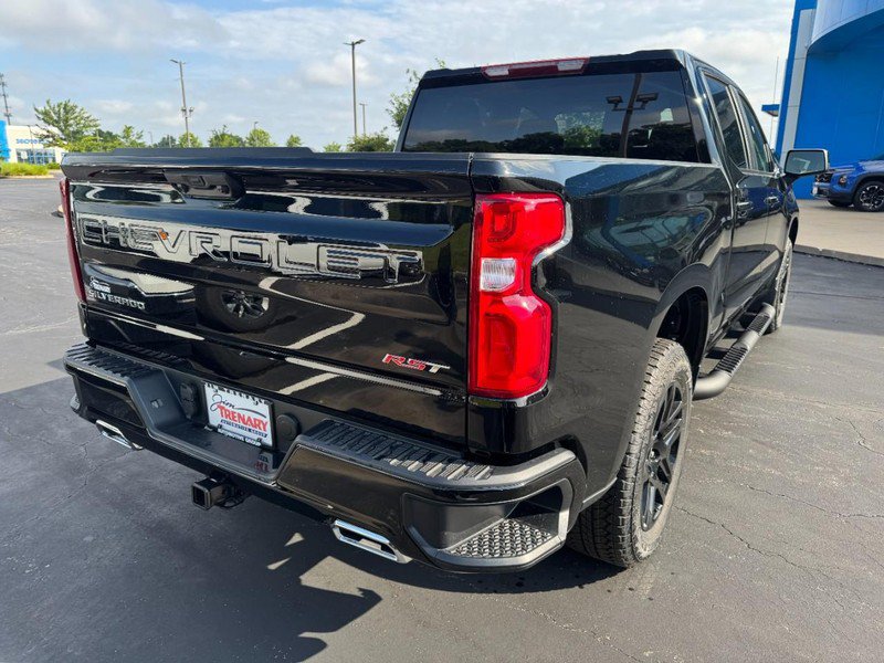 New 2026 Chevrolet Silverado 1500 RST w/ Z71 Off-Road Package AWD/4WD video 3