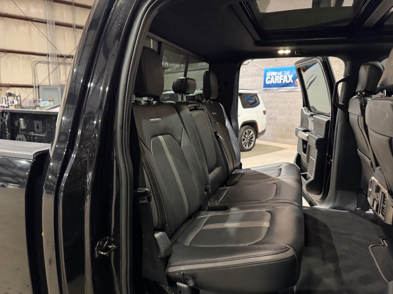 Used 2020 Ford F350 Platinum AWD/4WD image 22
