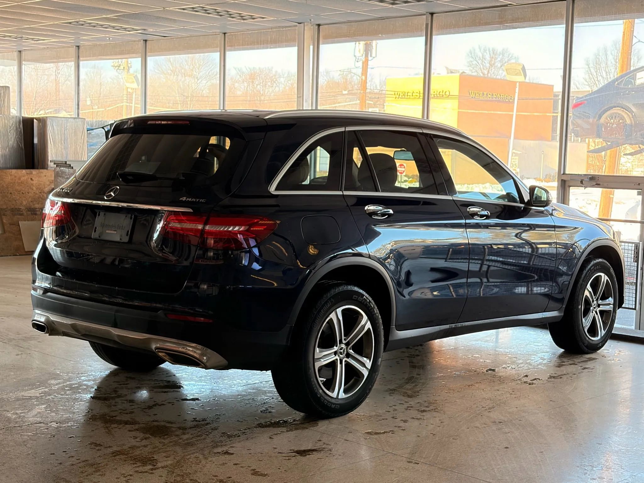 Used 2019 Mercedes-Benz GLC 300 4MATIC image 7