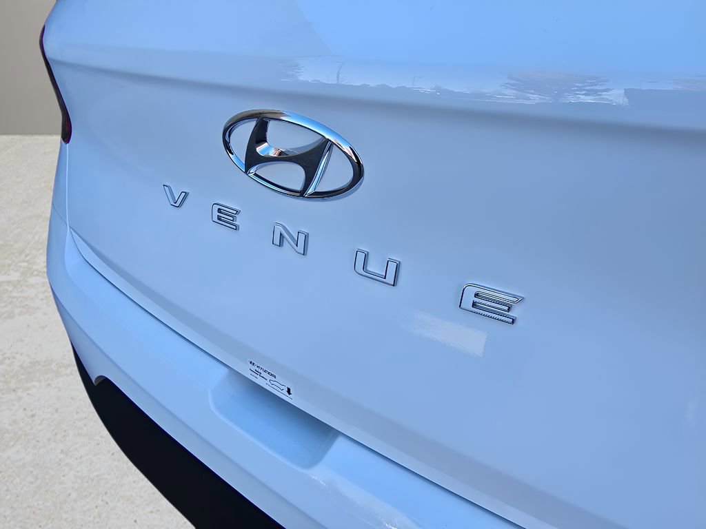 New 2026 Hyundai Venue SEL image 9