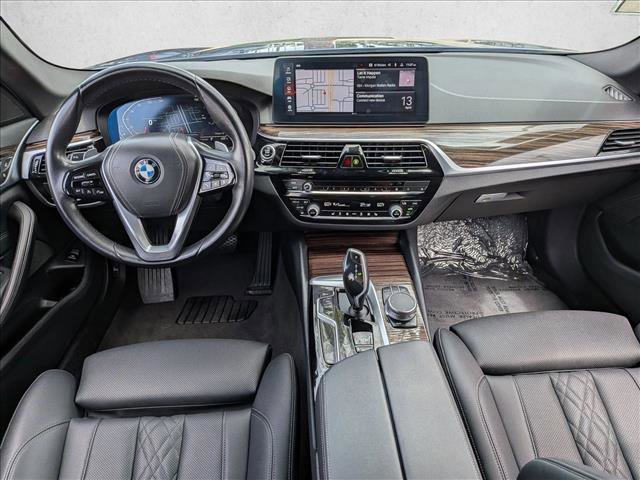 Used 2023 BMW 540i w/ Convenience Package image 23