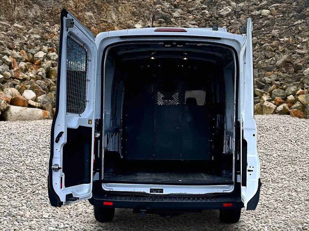 Used 2016 Ford Transit 250 130 Medium Roof RWD image 15