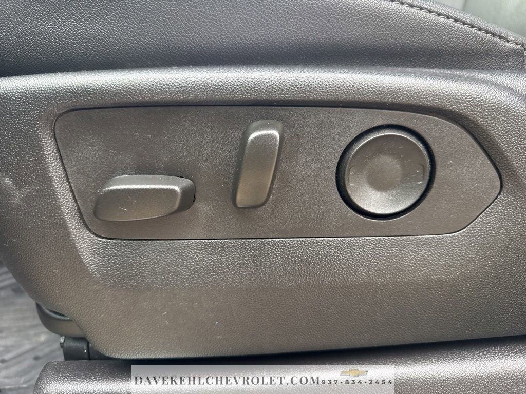 Used 2025 Chevrolet Silverado 2500 LTZ w/ LTZ Plus Package image 18