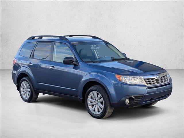 Used 2011 Subaru Forester 2.5X Limited image 3