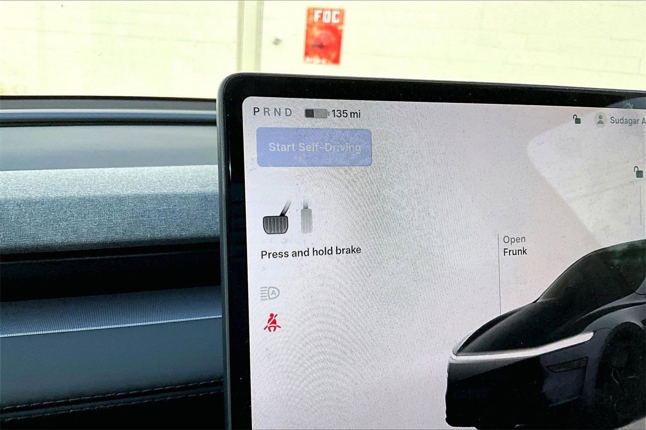 Used 2026 Tesla Model Y Long Range image 28