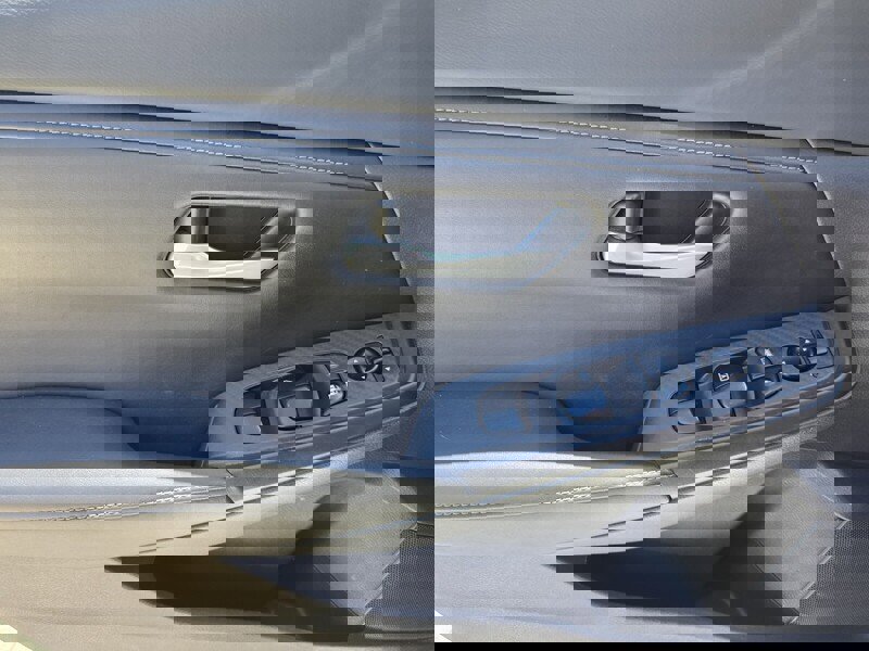 Used 2022 Nissan Sentra S FWD image 29