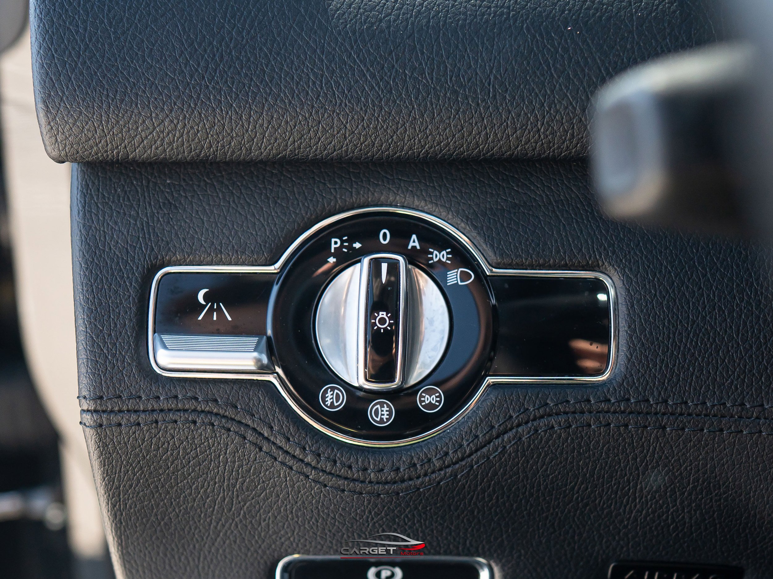 Used 2009 Mercedes-Benz CL 550 4MATIC image 34