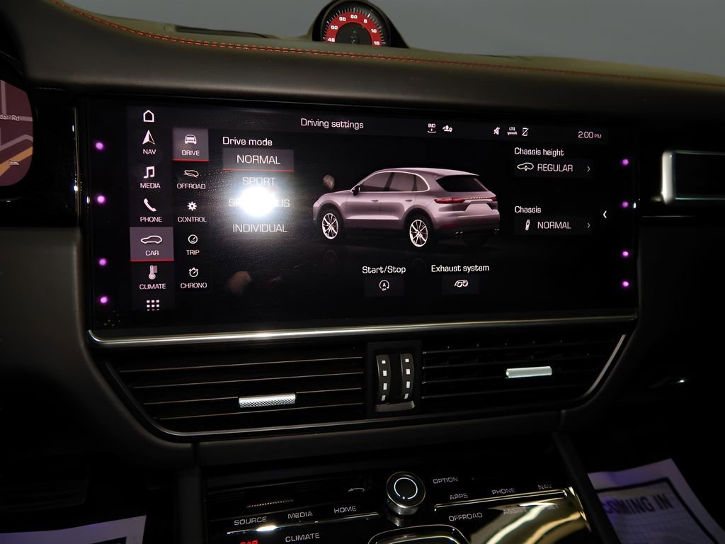 Used 2021 Porsche Cayenne GTS image 27