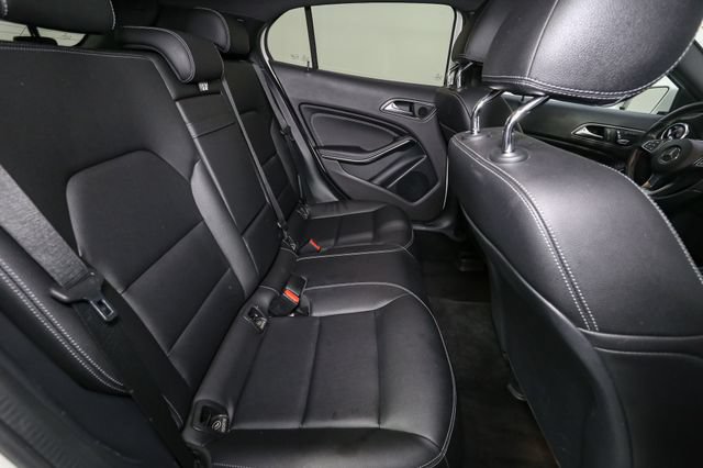 Used 2018 Mercedes-Benz GLA 250 4MATIC image 20