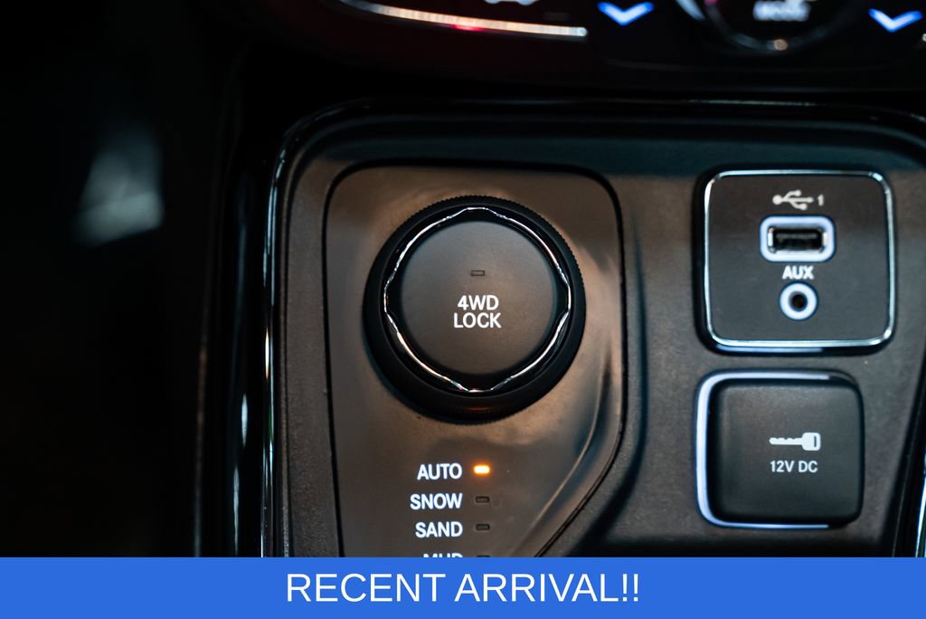 Used 2021 Jeep Compass Latitude w/ Sun and Sound Group image 18