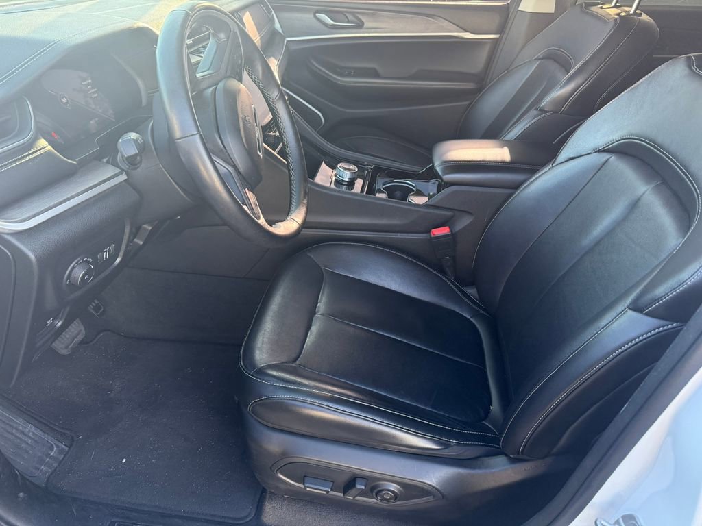 Used 2021 Jeep Grand Cherokee L Limited image 15