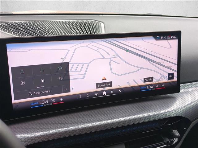 Certified 2025 BMW 330i Sedan w/ M Sport Package image 13