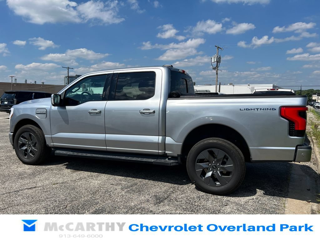 Used 2022 Ford F150 Lightning Lariat w/ Equipment Group 511A High AWD/4WD image 5