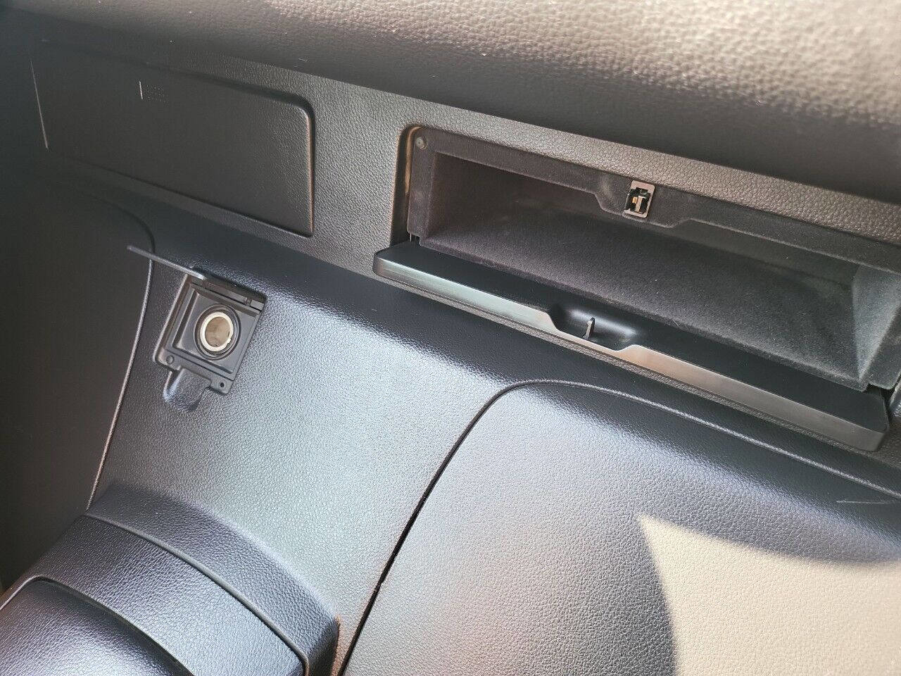 Used 2006 Nissan 350Z Enthusiast w/ (S02) Side Air Bags Pkg image 30