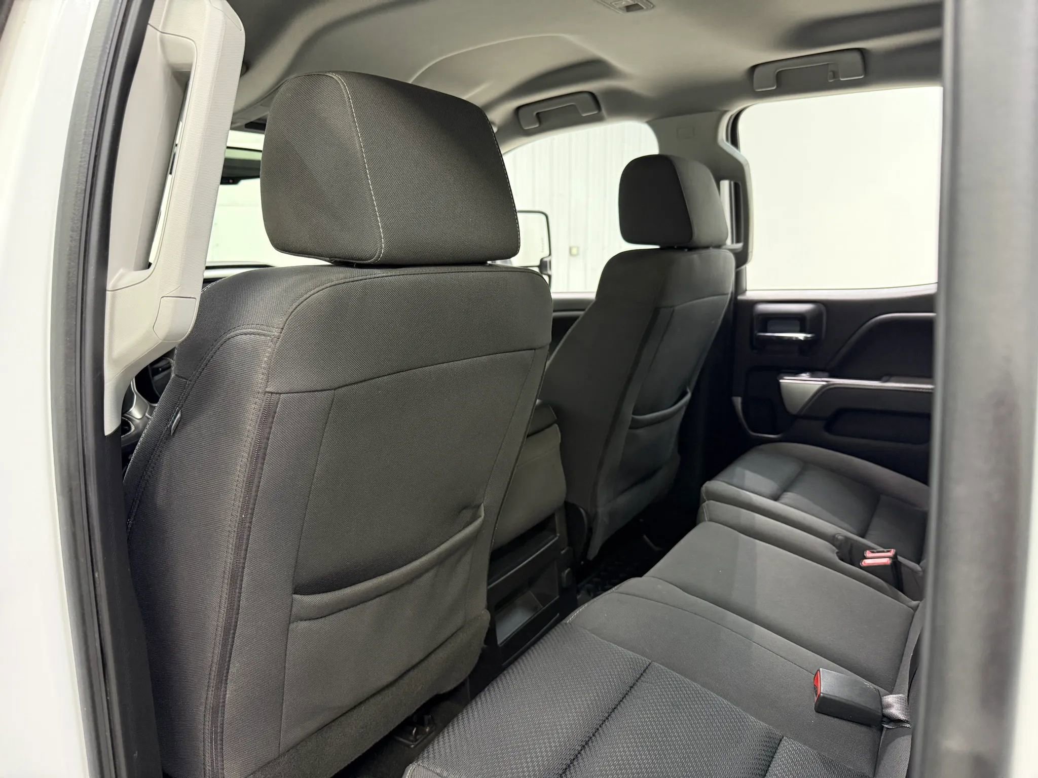 Used 2018 Chevrolet Silverado 2500 LT AWD/4WD image 16