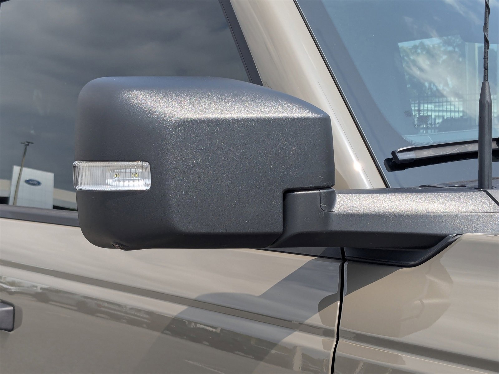 New 2025 Ford Bronco Badlands image 28