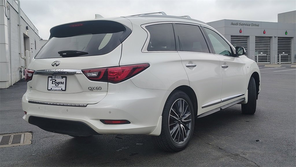Used 2019 INFINITI QX60 Luxe w/ Sensory Package image 3