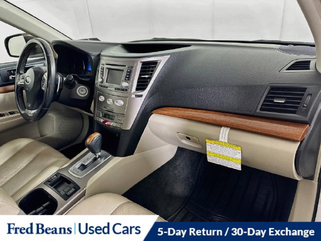 Used 2014 Subaru Outback 2.5i Limited w/ Moonroof Package AWD/4WD image 36