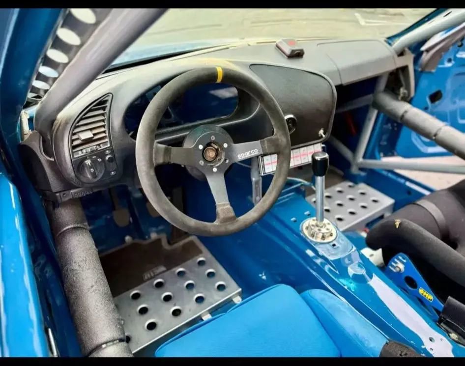 Used 1995 BMW M3 Coupe image 10