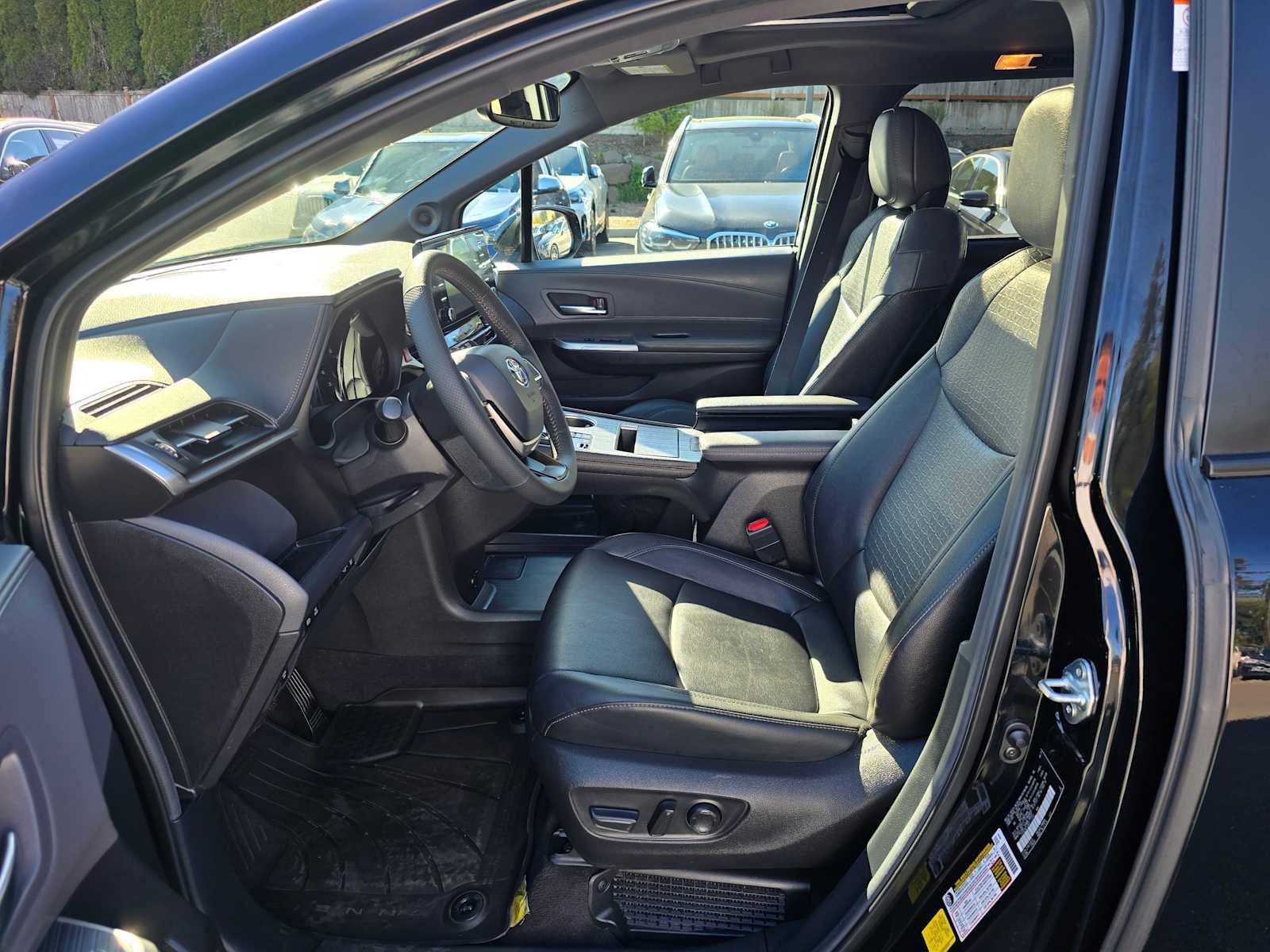 Used 2024 Toyota Sienna XLE Woodland Edition AWD/4WD image 21
