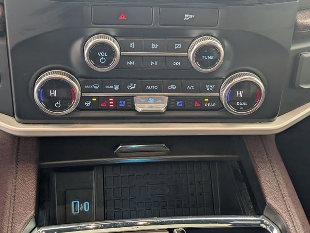 Used 2023 Ford Expedition Max Limited image 24