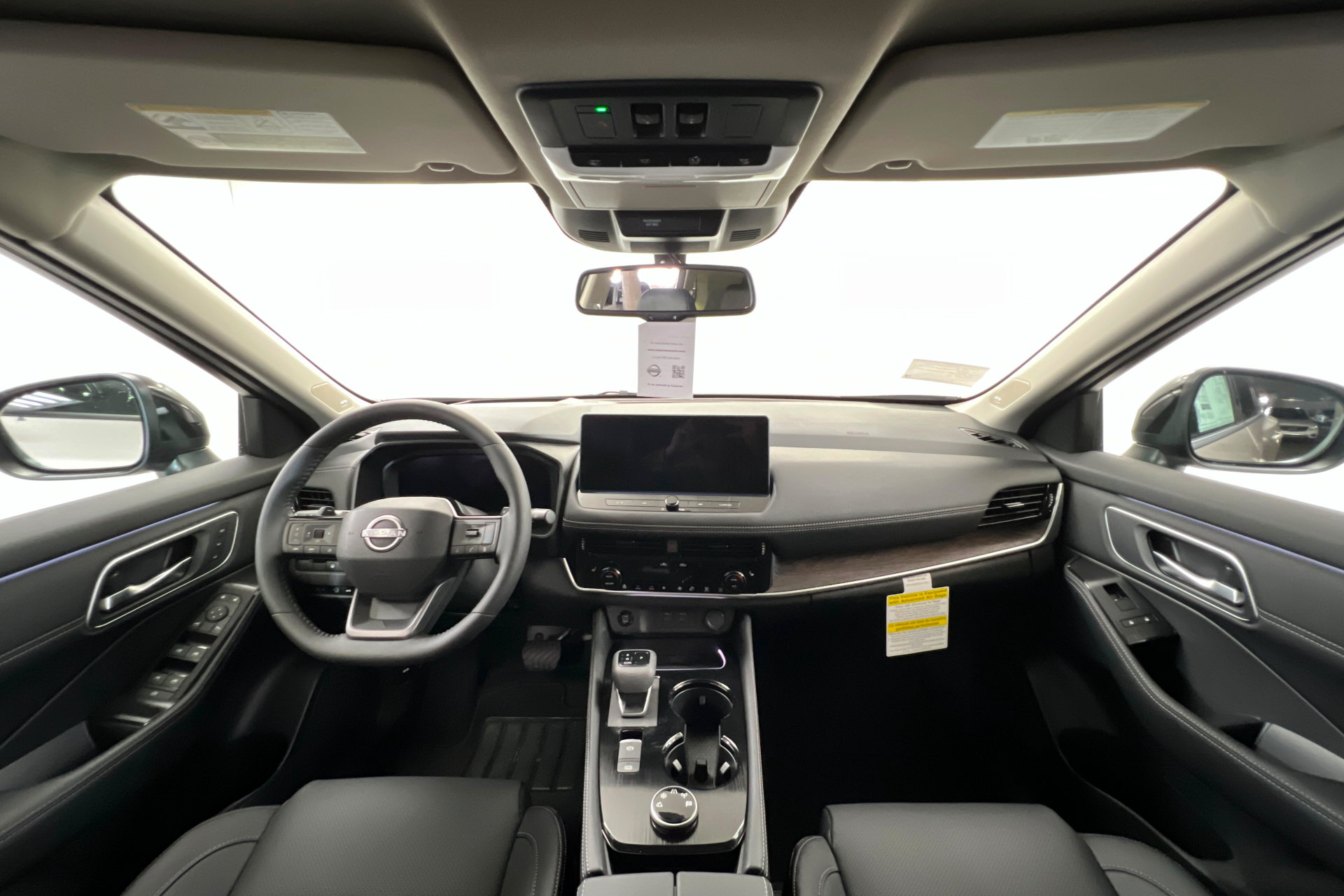 New 2026 Nissan Rogue Platinum w/ Platinum Premium Package AWD/4WD image 9