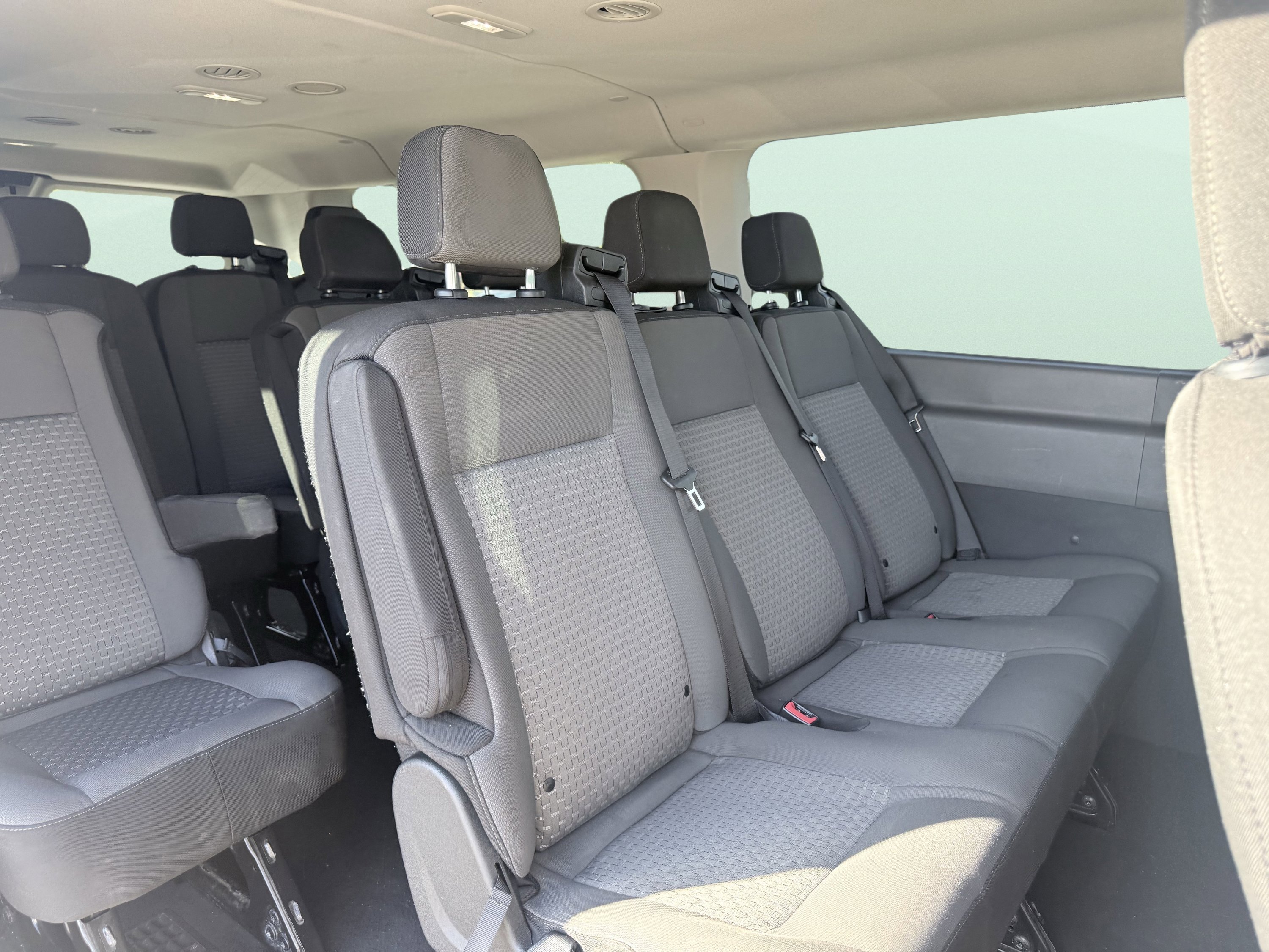 Used 2023 Ford Transit 350 XLT image 19