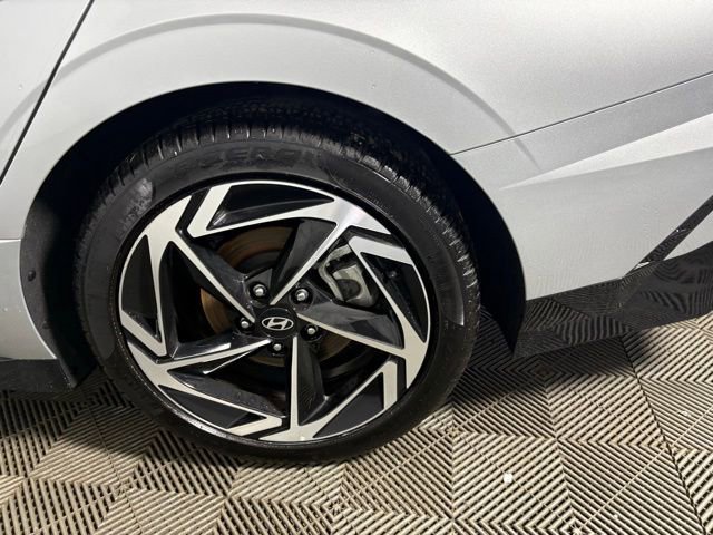 Used 2025 Hyundai Sonata SEL image 19
